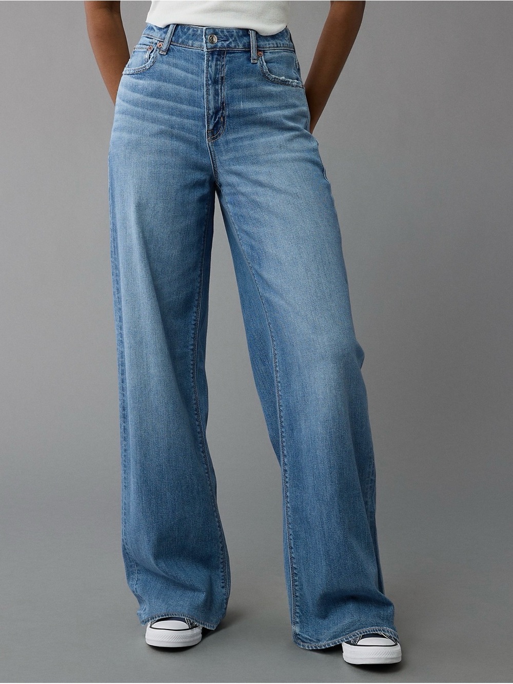 American Eagle Dreamy Drape High Waisted Baggy Wide Leg Jeans